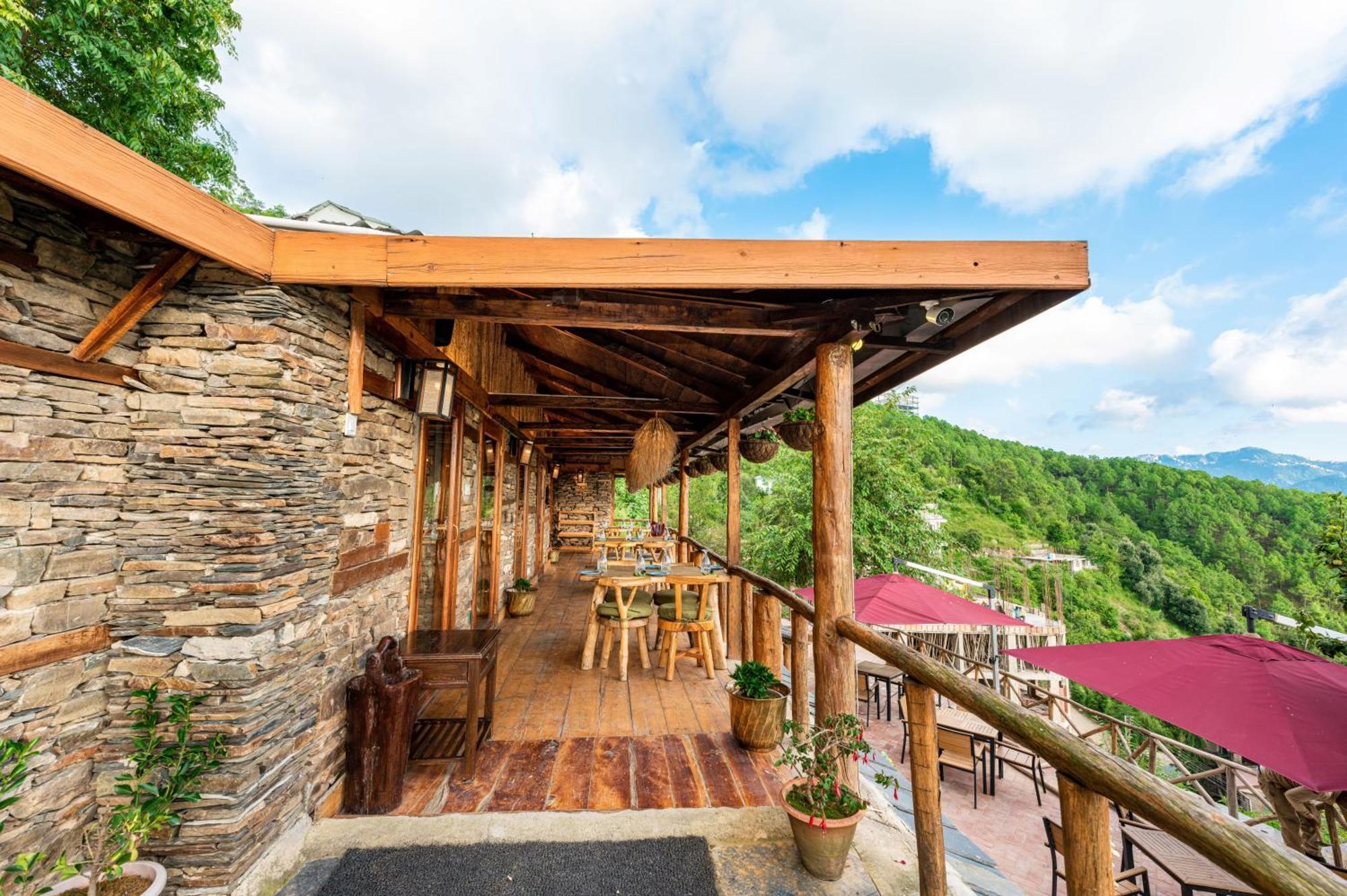 The Manor Luxury Apartments, Shimla Masobra Kültér fotó