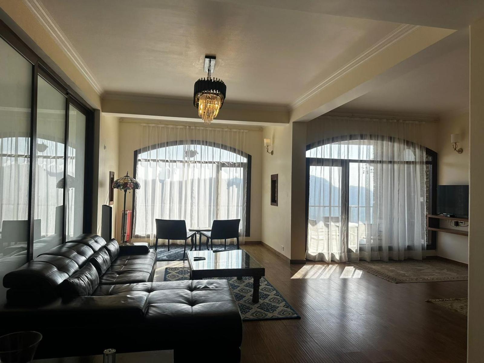 The Manor Luxury Apartments, Shimla Masobra Kültér fotó