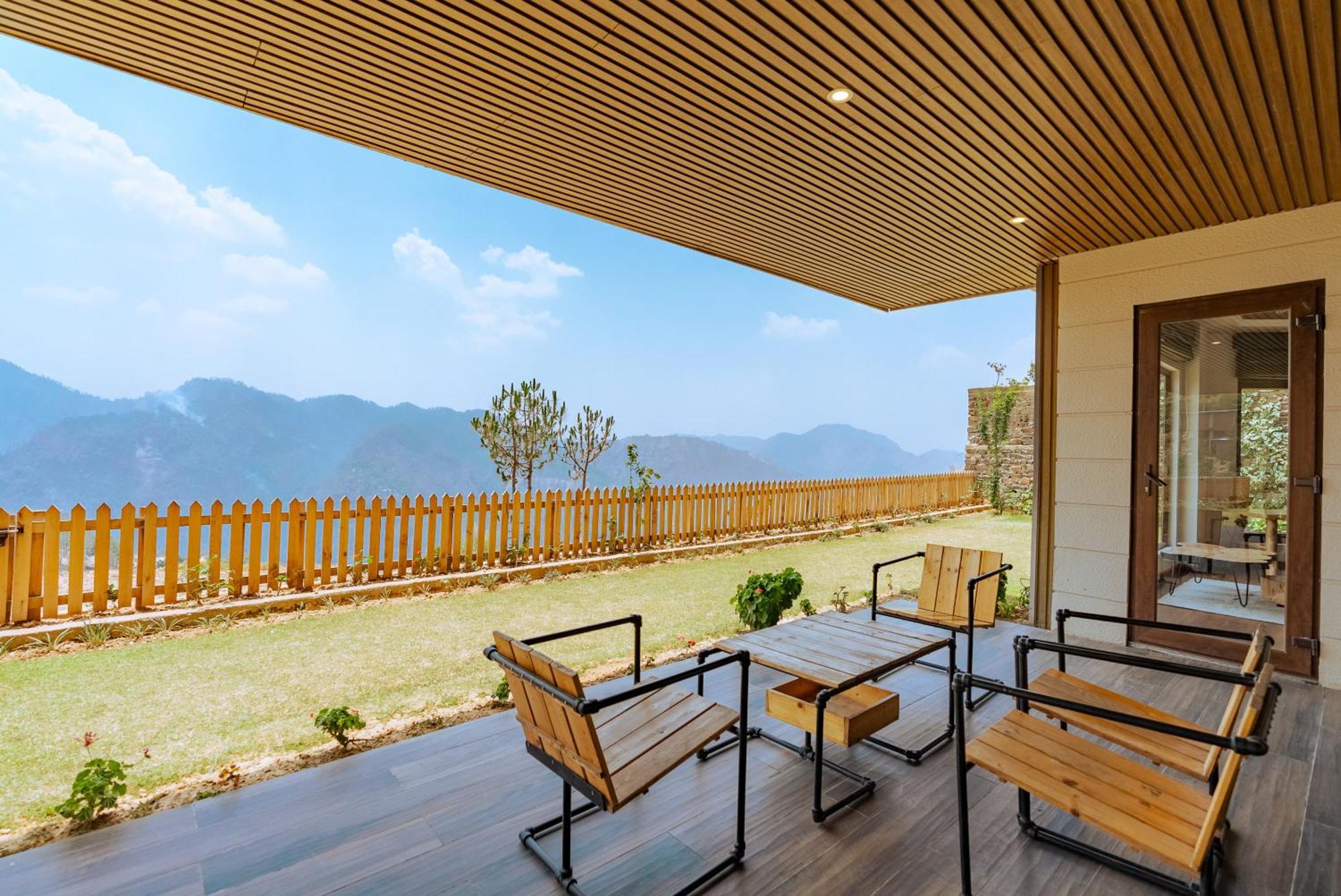 The Manor Luxury Apartments, Shimla Masobra Kültér fotó